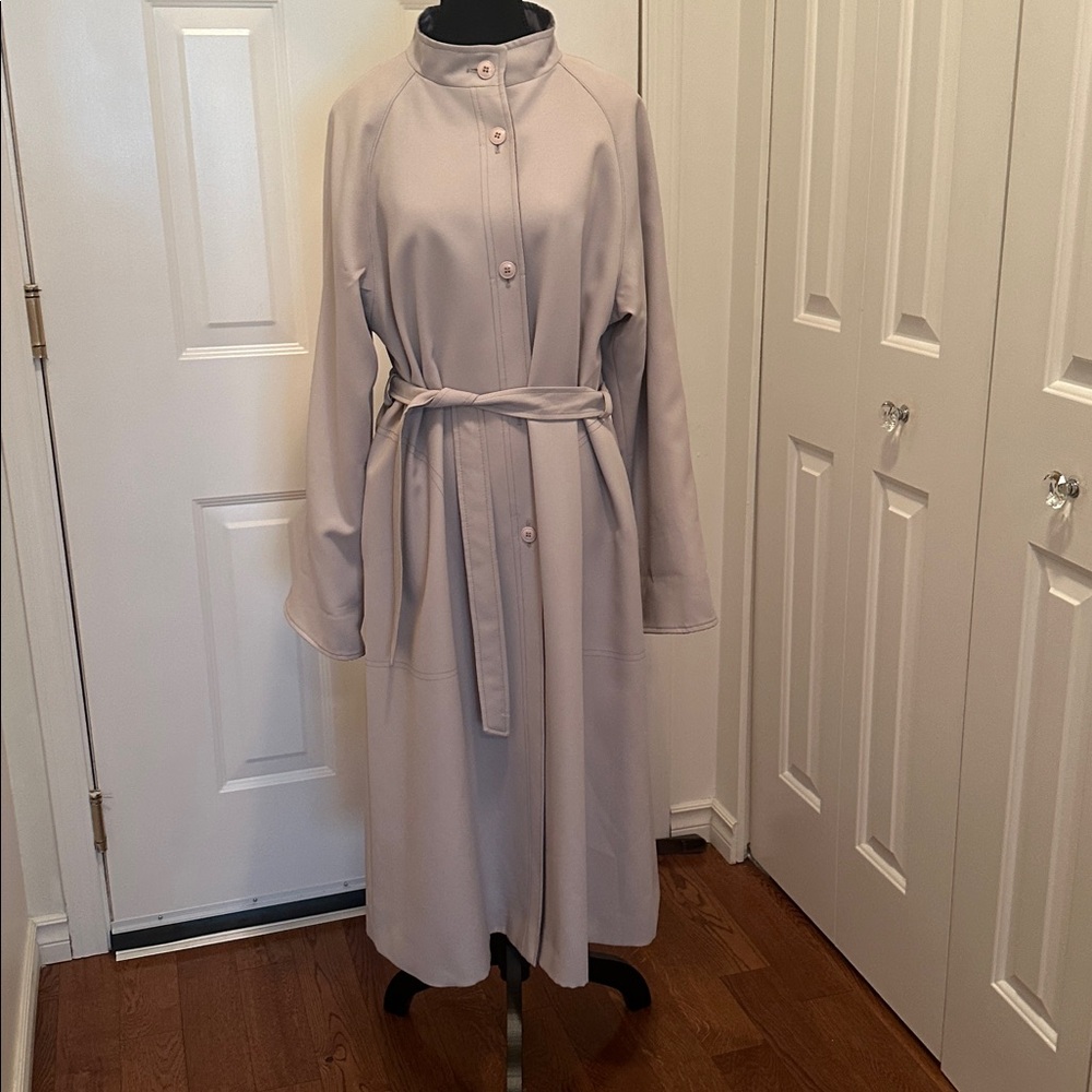 Weathervane by Sterling Stall Vintage Beige Belted Coat